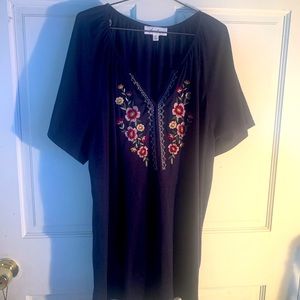 Ladies blouse embroidery florals